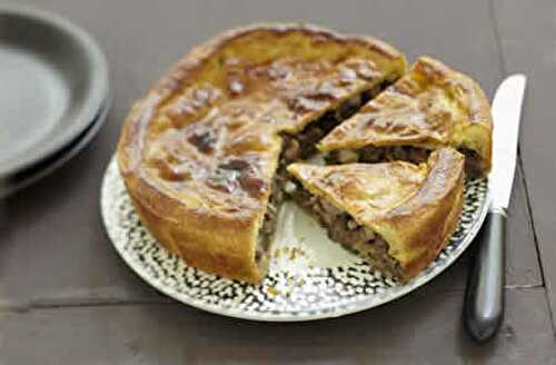 Tarte aux champignons - recette facile pour faire un délicieux plat.