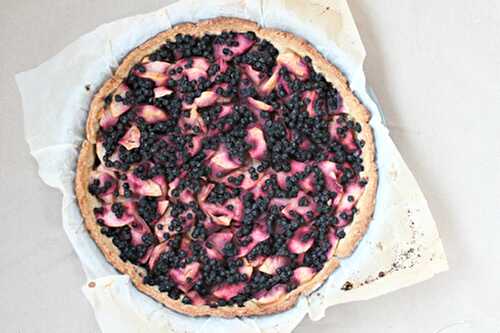 Tarte aux pommes banane et myrtilles sans gluten - recette facile