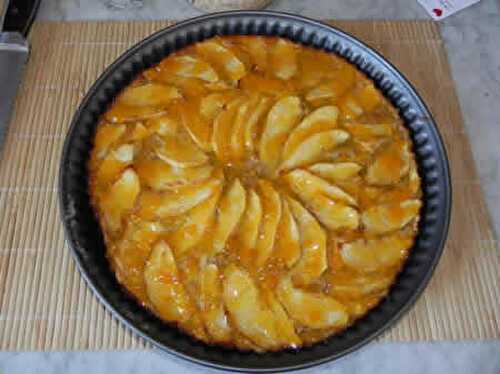 Tarte aux pommes express - recette facile pour votre dessert.