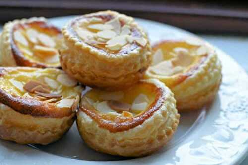 Tartes à la crème aux amandes et à la vanille - gâteau pour votre dessert