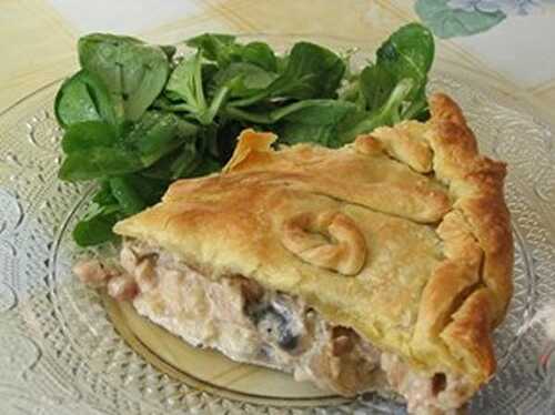 Tourte aux champignons et escalope de poulet - recette facile.