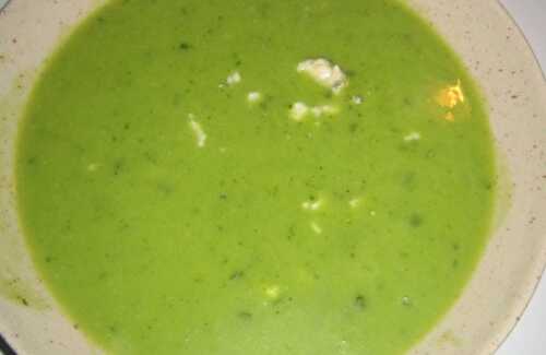 Veloute de brocoli au roquefort avec thermomix - recette facile