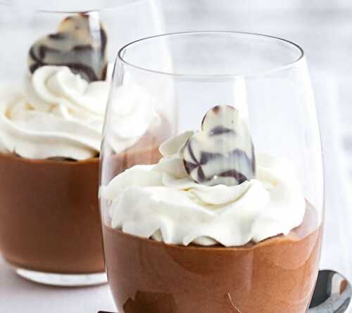 Verrines de chocolat à la crème - délicieuse crème pour votre dessert