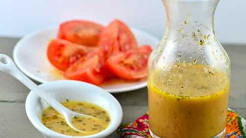 Vinaigrette à huile de noix au thermomix - sauce pour votre salade.