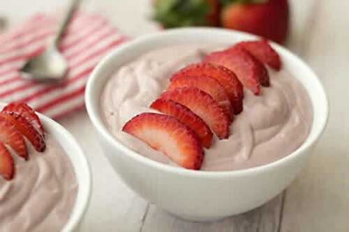 Yaourt aux fraises cookeo - votre délicieux dessert nature.