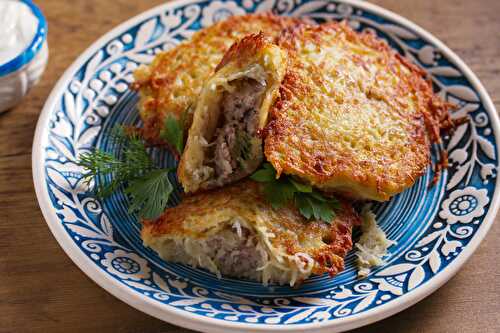 Galette de pommes de terre farcie à la viande hachée : facile, tellement bonne et savoureuse.