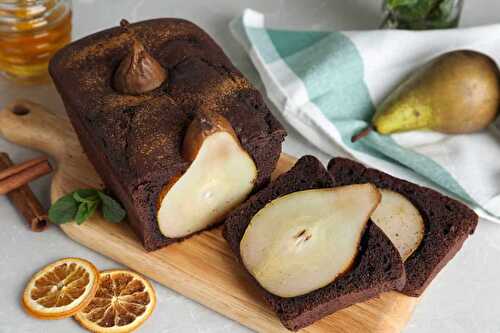 Gâteau chocolat et poires entières : le parfait dessert d’automne