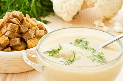 Une soupe pas chère : le velouté de chou-fleur et pommes de terre.