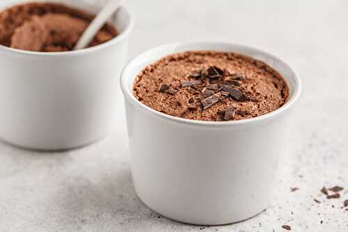 Soufflé au chocolat léger et rapide : Un dessert à croquer !!