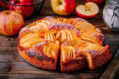 Gâteau aux pommes à l’ancienne : hyper moelleux et savoureux !