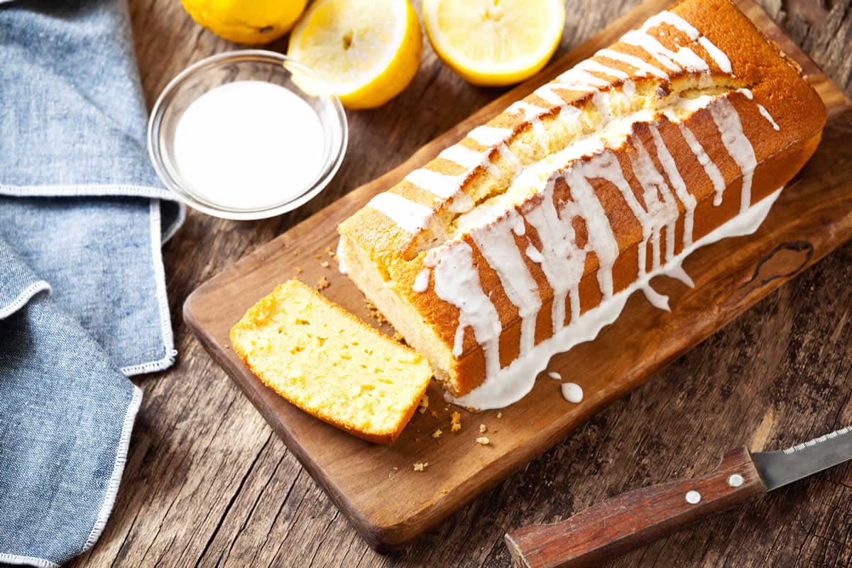 Cake au citron en 5 minutes : le gâteau moelleux et savoureux !