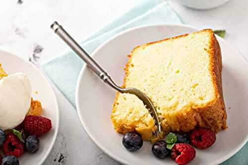 Gâteau économique en 1 minute : la cake moelleux facile.