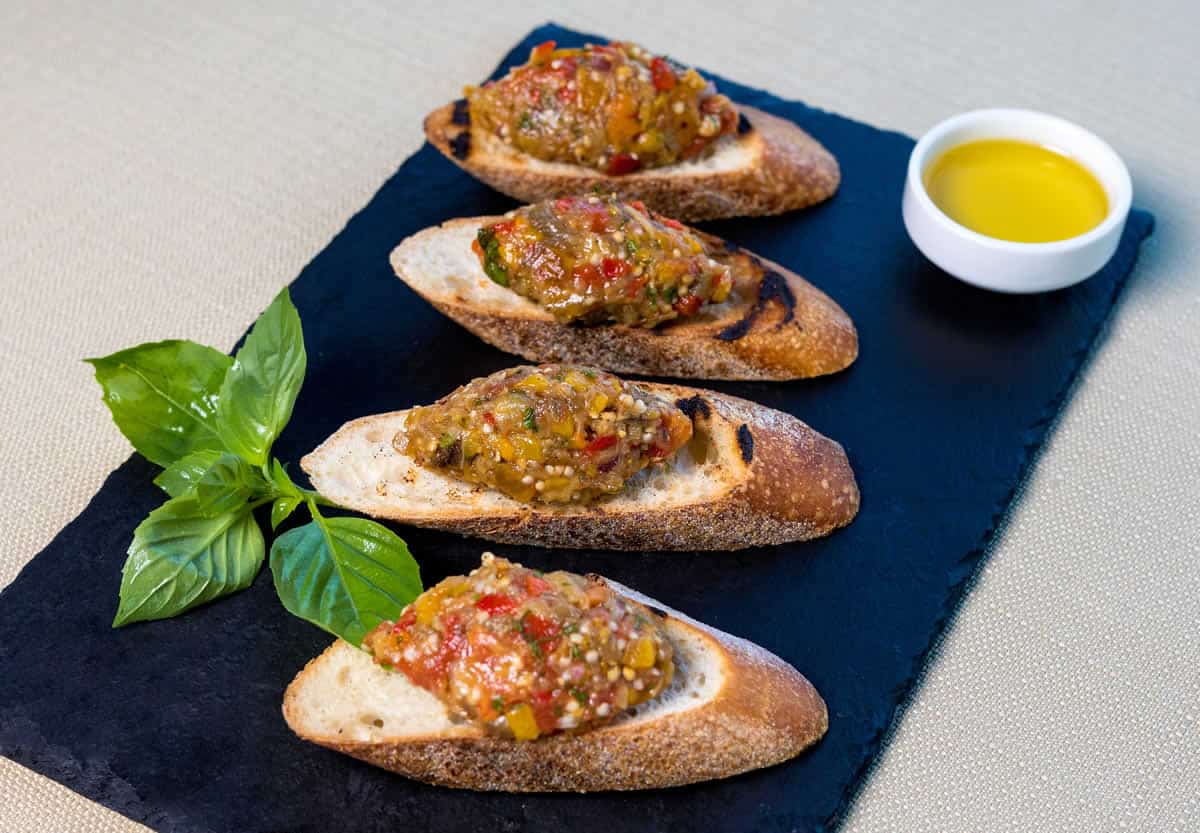 Caviar aubergine et poivron : la recette facile du Zaalouk à la marocaine.