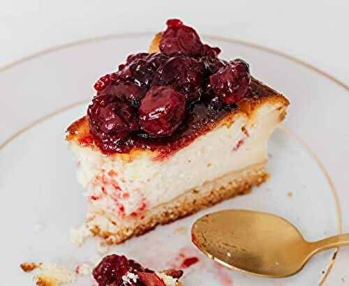 Cheesecake aux cerises : un gâteau super bon et qui qui plaira à coup sûr .