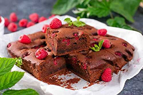 Brownie moelleux aux framboises : une saveur parfaite