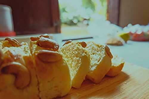 Cake à la vanille et aux noix de cajou : moelleux et savoureux