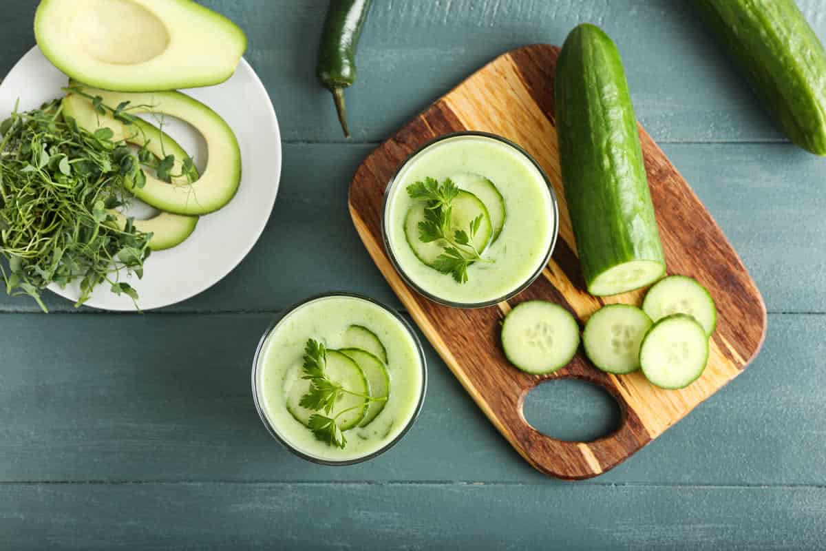 Gaspacho de concombre : une soupe froide facile et vitaminée pour l'été