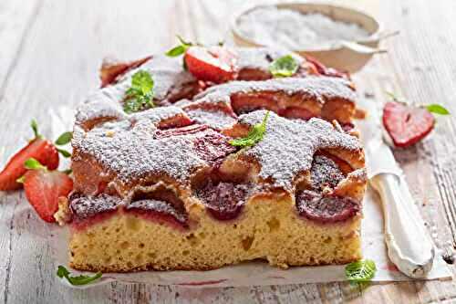 Gâteau aux fraises fondant et facile : moelleux et savoureux