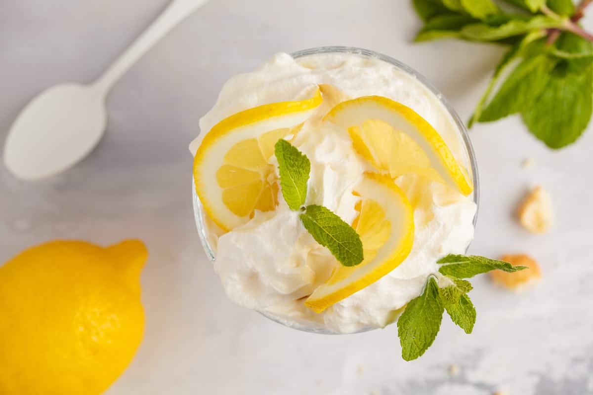 Mousse mascarpone au citron sans oeufs : un dessert gourmand et super bon