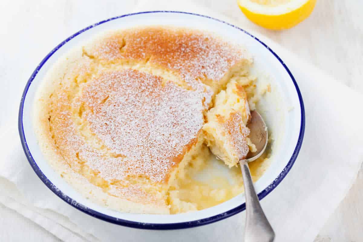 Soufflé au citron sucré : un dessert original, léger et moelleux