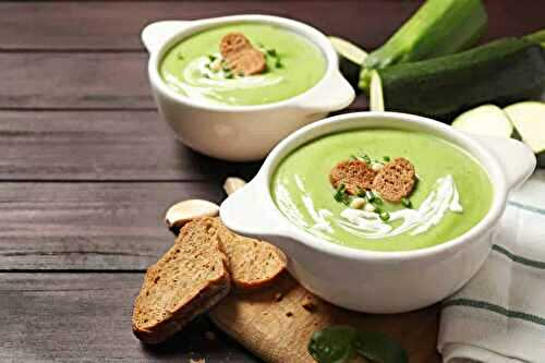 Velouté de courgettes et crème fraîche :  crémeuse et onctueuse