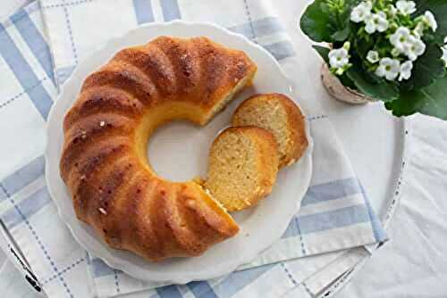 Gâteau au citron et yaourt :  un cake moelleux et savoureux