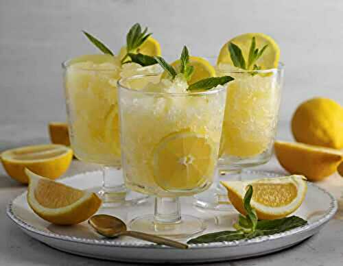 Dessert riche en vitamine C : Granité de citron rafraîchissant