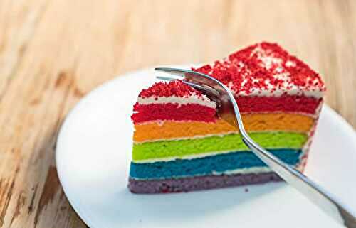 Gâteau Arc en ciel ou Rainbow Cake : un régal pour les papilles
