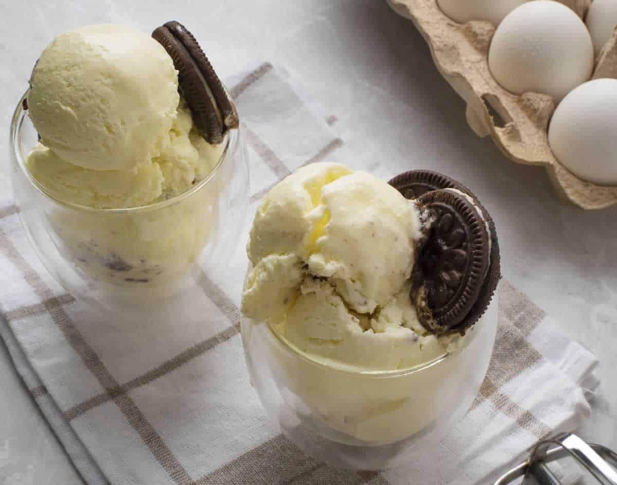 Glace crémeuse onctueuse à la vanille : un dessert fait maison et sans sorbetière