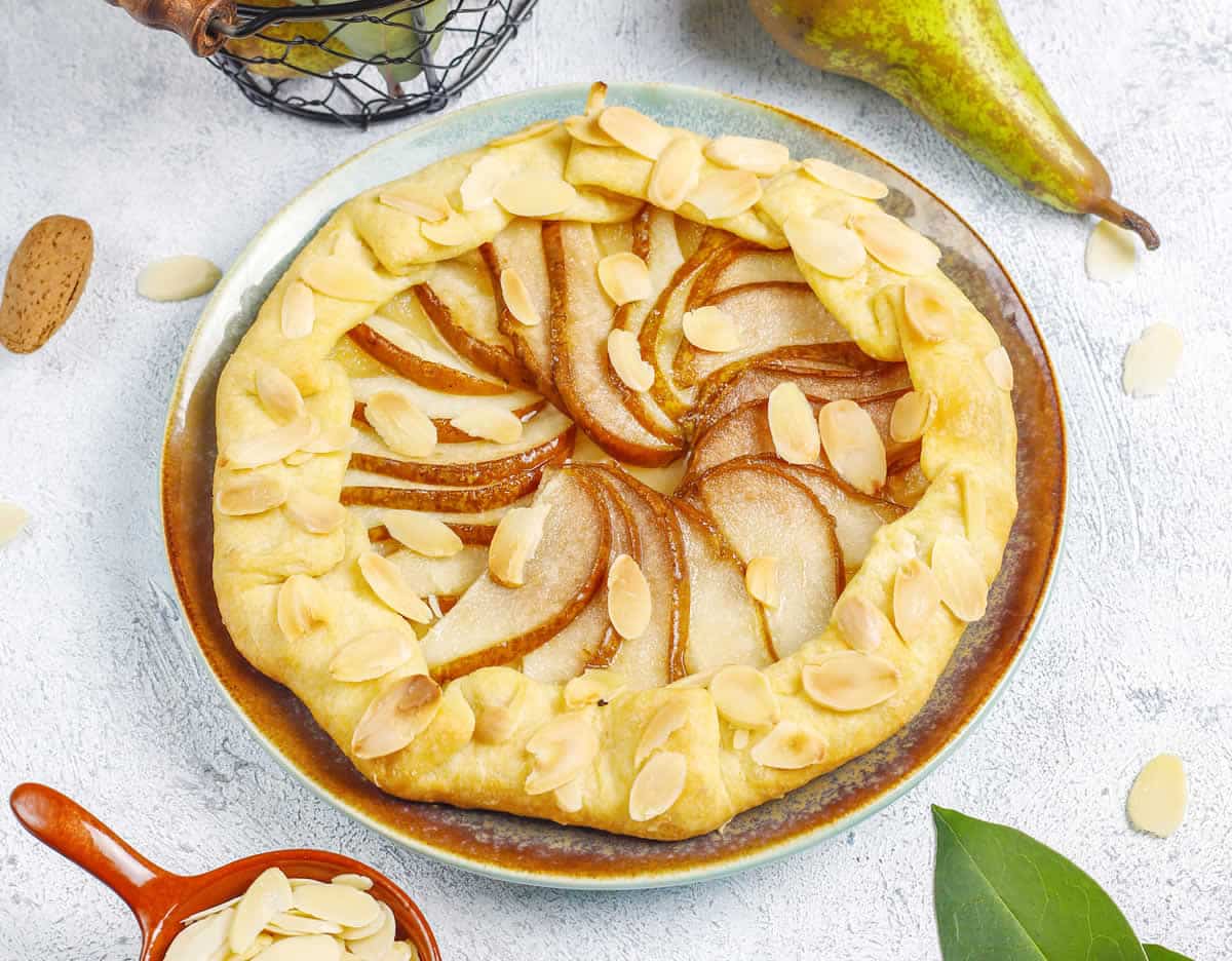 Tarte aux poires et amandes : plaira à coup sûr à tout le monde