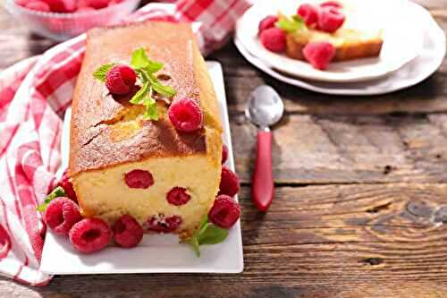 Gâteau moelleux à la vanille et framboises : un charmant dessert