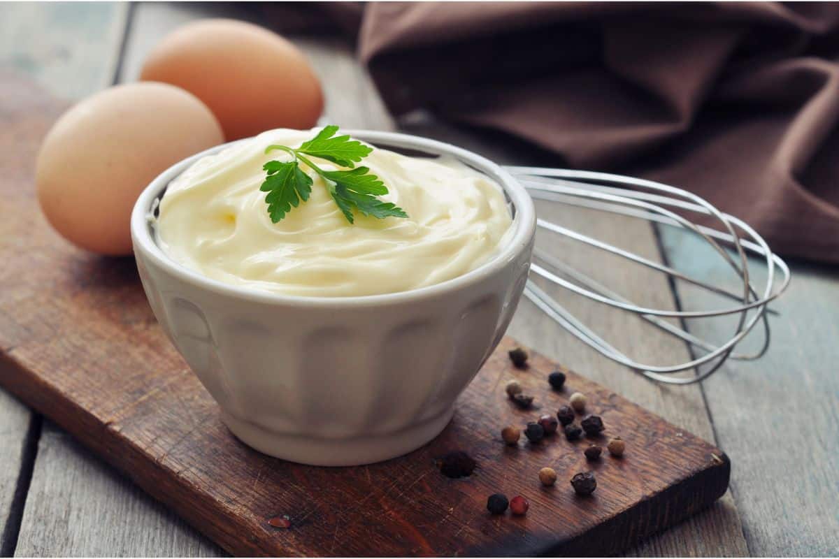 Mayonnaise Maison en 5 Minutes : Recette Facile et Rapide !