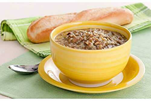 Soupe aux Lentilles et Légumes : Parfaite pour les Soirs d'Hiver