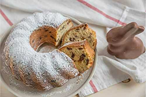 Gâteau au Yaourt et Aux Raisins Secs : Plaisir Garanti