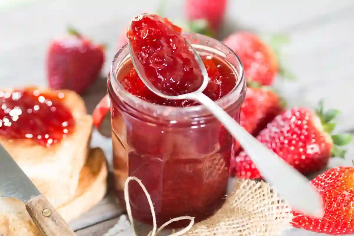 Comment Préparer 4 pots de Confiture de Fraises au Thermomix