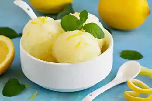 Crème Glacée Maison au Citron : Le Dessert Parfait pour Se Rafraîchir !