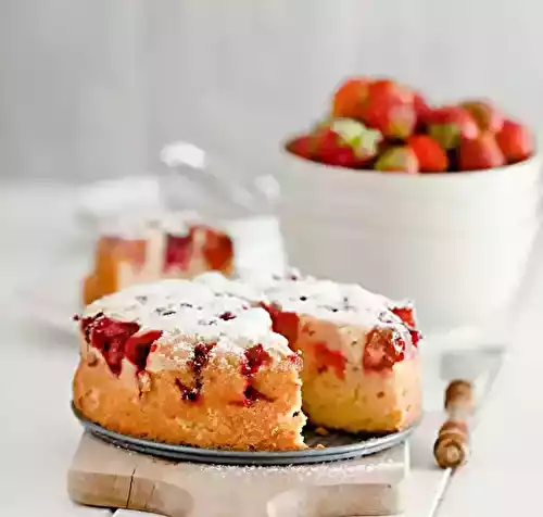 Gâteau Moelleux aux Fraises : Un Pur Délice