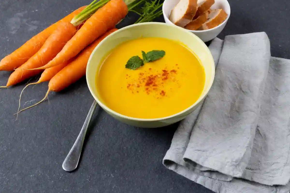 Soupe aux Carottes à la Crème : Pour une Soirée Confort