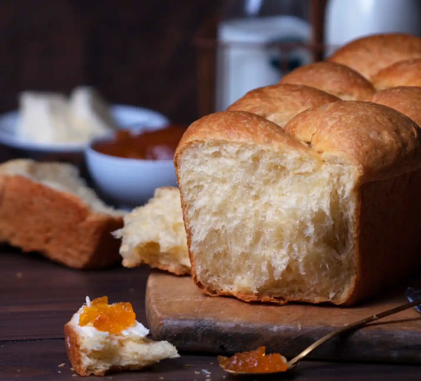 Brioche au beurre maison : moelleuse, dorée et irrésistible