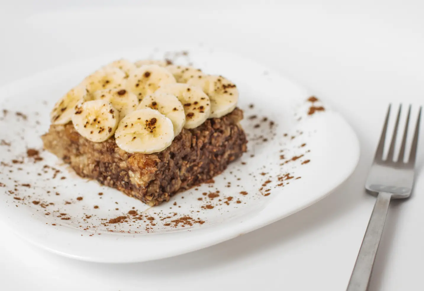 Cake à l’avoine sans farine : moelleux, sain et sans compromis