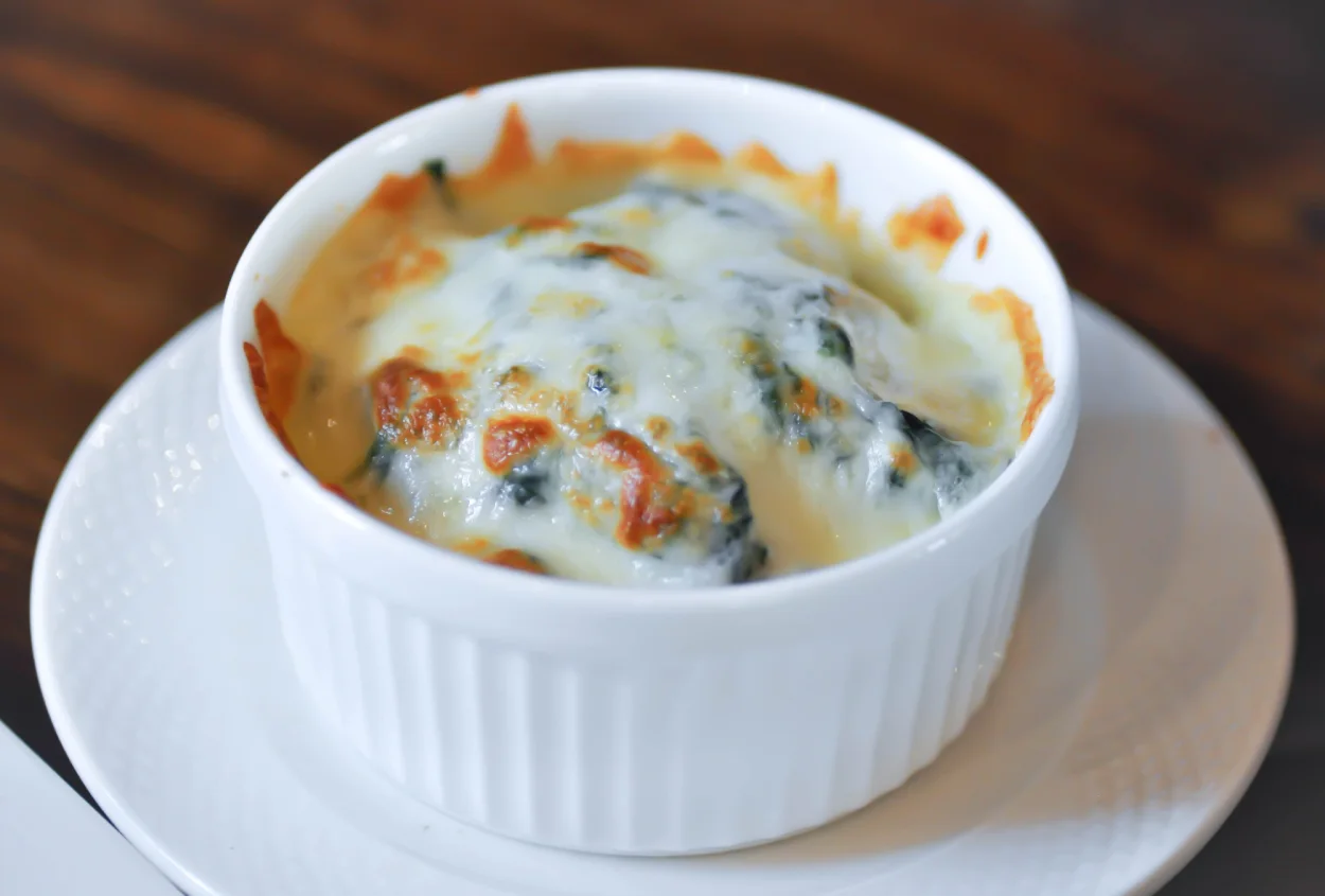 Œufs cocotte aux épinards et crème