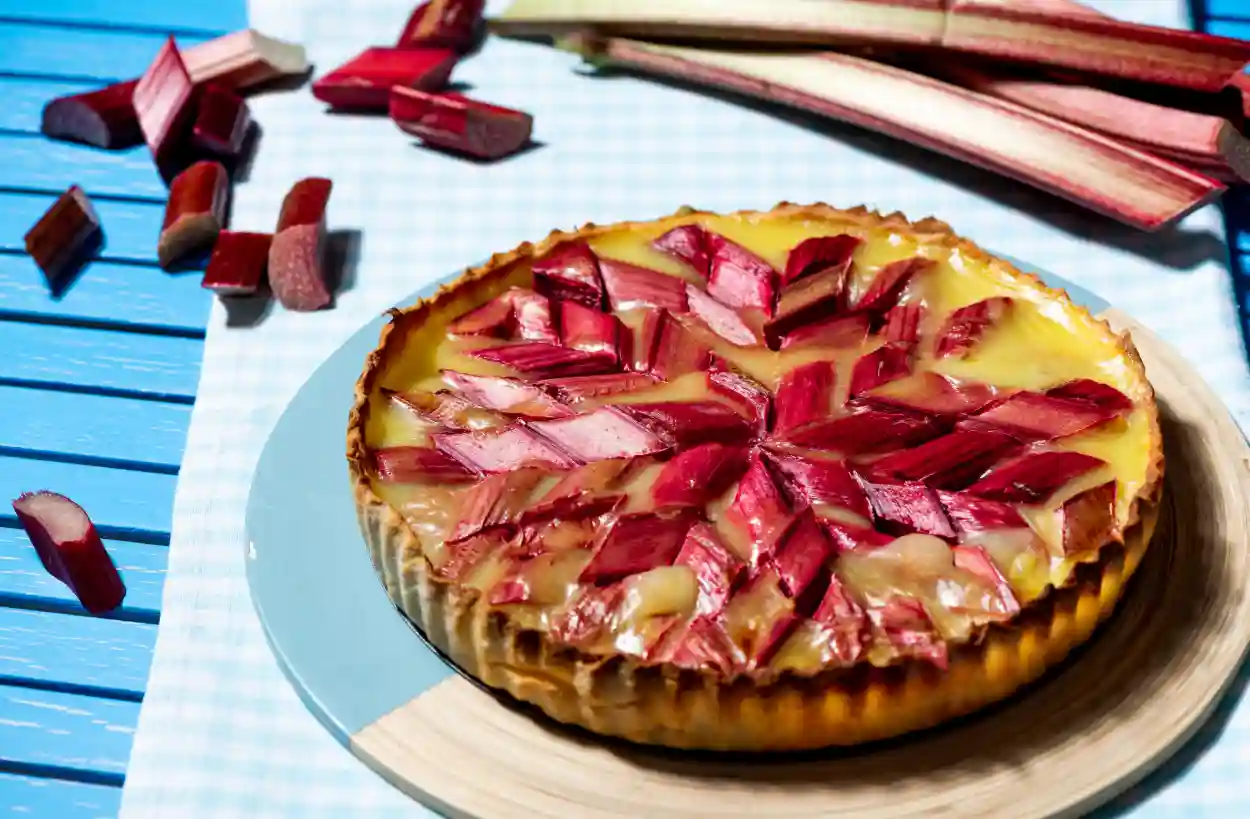 Tarte à la Rhubarbe Traditionnelle : Recette Authentique