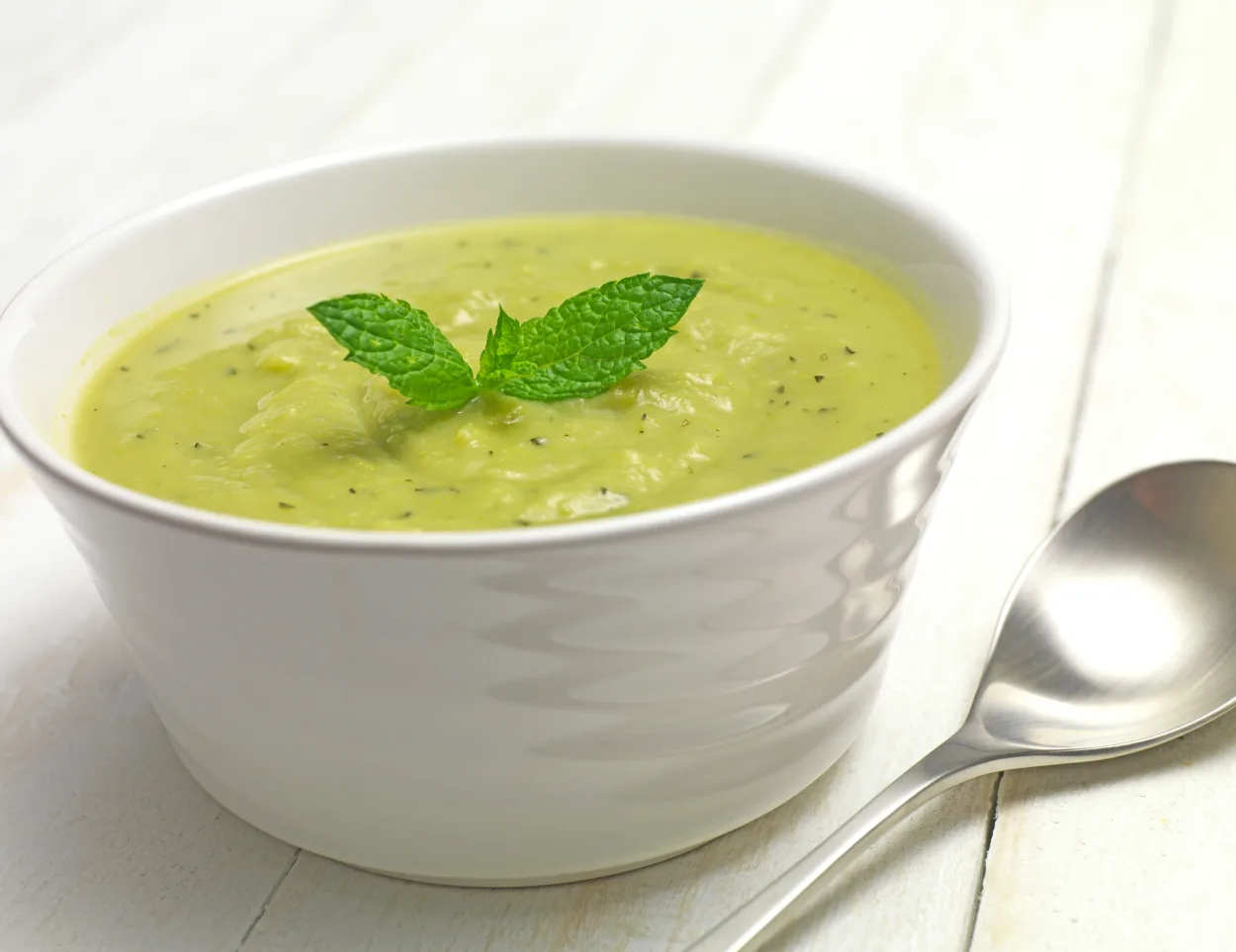 Velouté d’asperges au Cookeo : une recette onctueuse, rapide et savoureuse