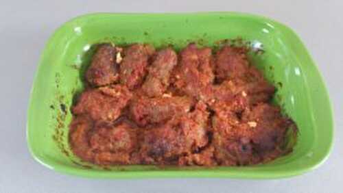 Boulettes de viande hachée à la tomate et feta - Recettes d'une Crétoise