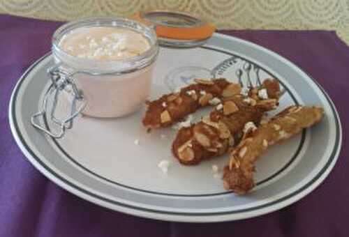 Nuggets de poulet à la tirokafteri ‘sauce au yaourt et feta’