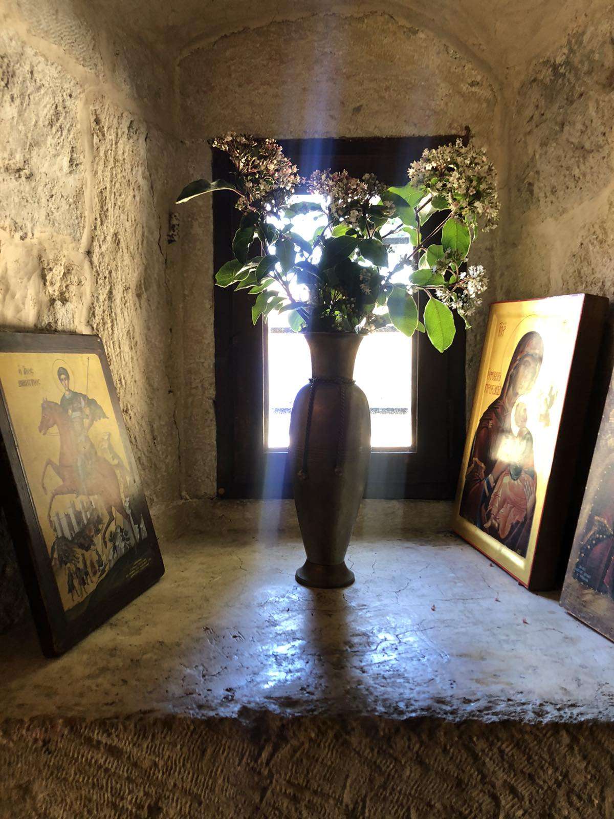 Le carême grec – Tradition, Convivialité et Partage Autour de l’Église