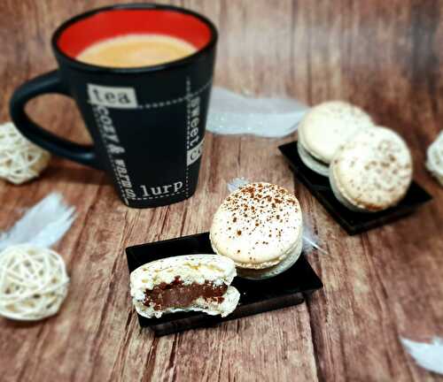 Macarons chocolat noir et fleur de sel