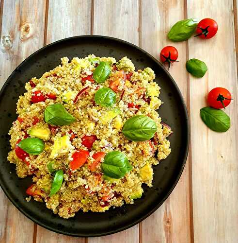 Quinoa aux deux tomates et avocat