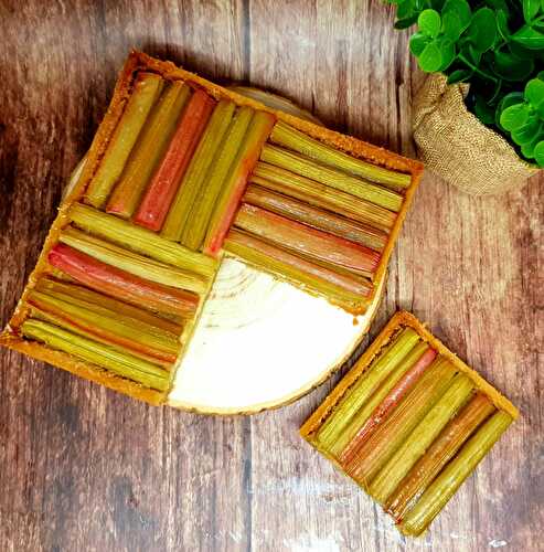 Tarte géométrique à la rhubarbe