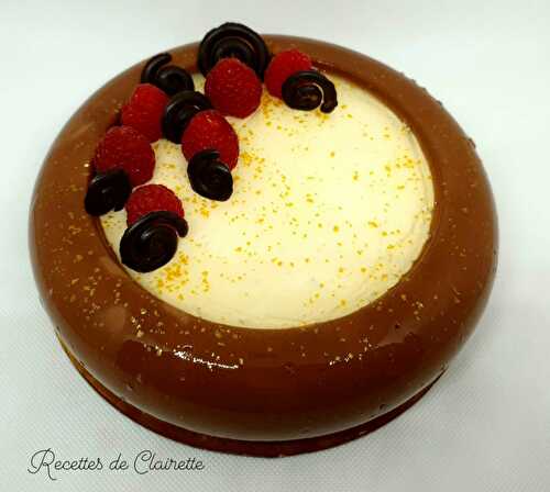 Entremet chocolat noir, citron vert, framboises